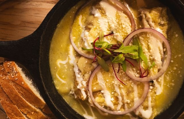 Green Chile Enchiladas Suizas