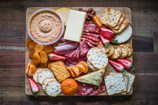 Cheese and Fruit Snack Spread
