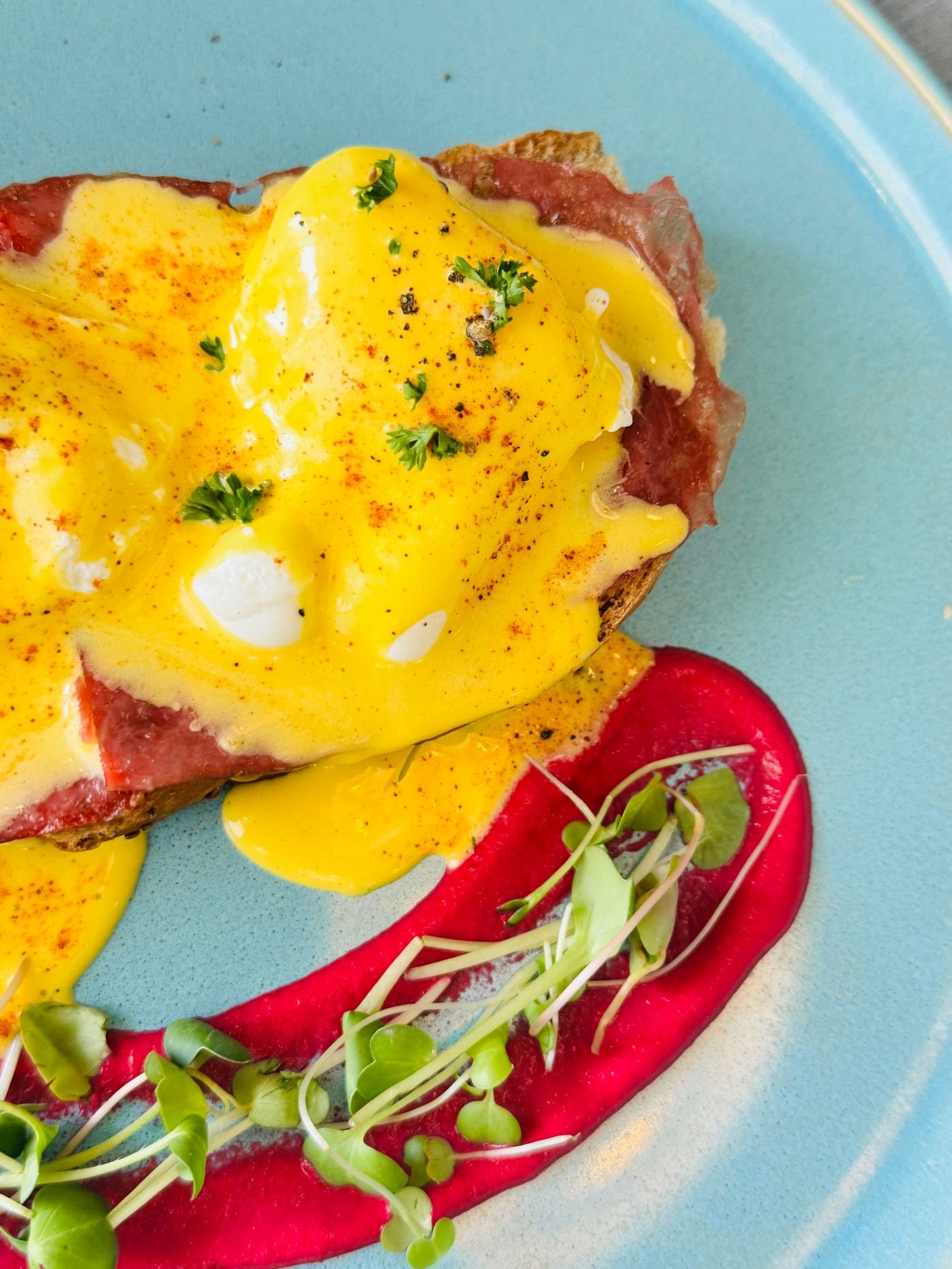Classic Ham Eggs Benedict