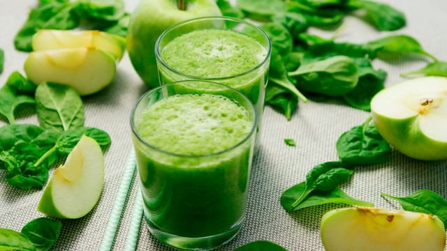 Spinach Apple Green Juice